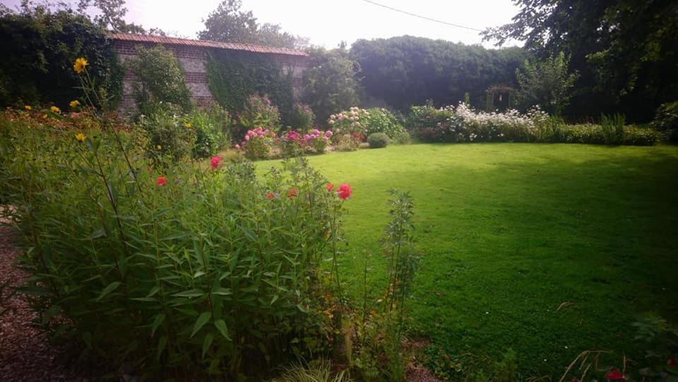 Criquebeuf-en-Caux La Nouvelle Criqueboise Bed & Breakfast エクステリア 写真